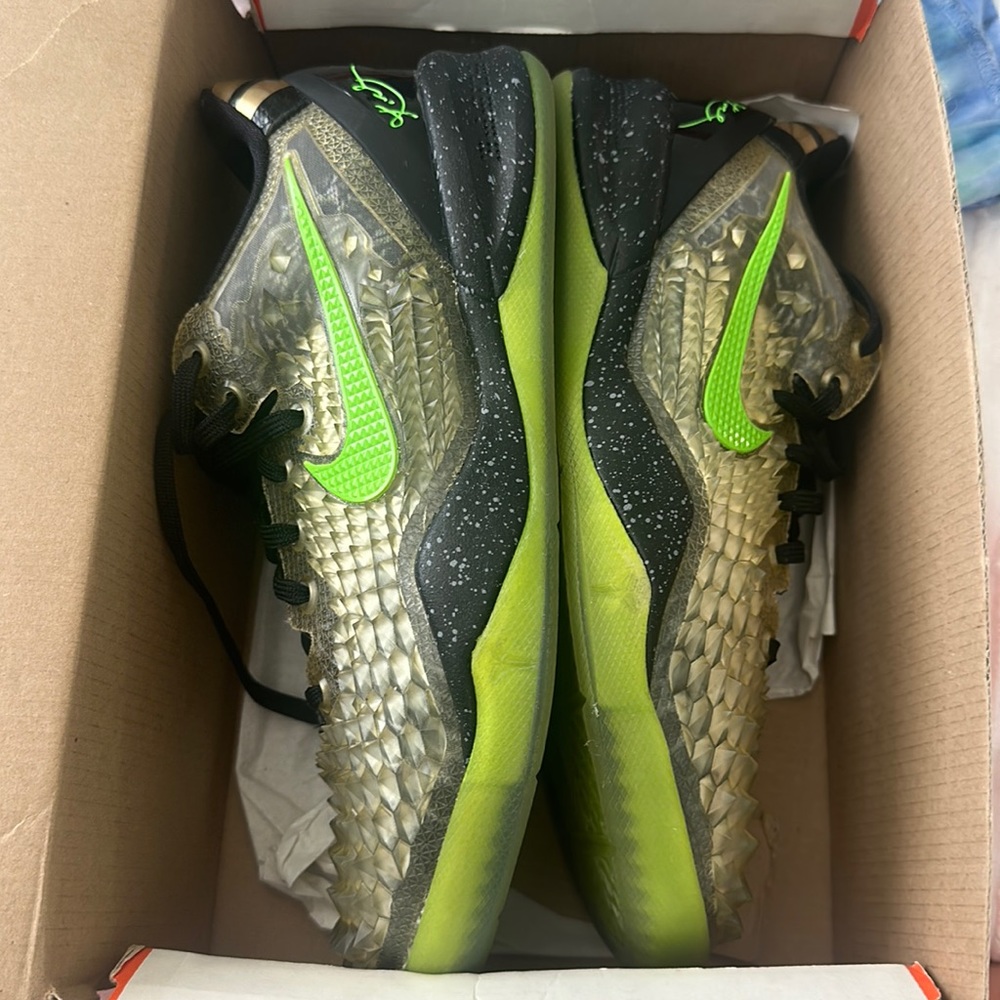 Kobe shoes